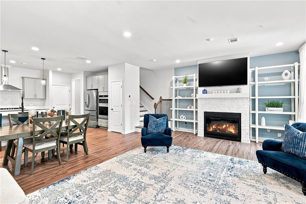 604 Spadina Road