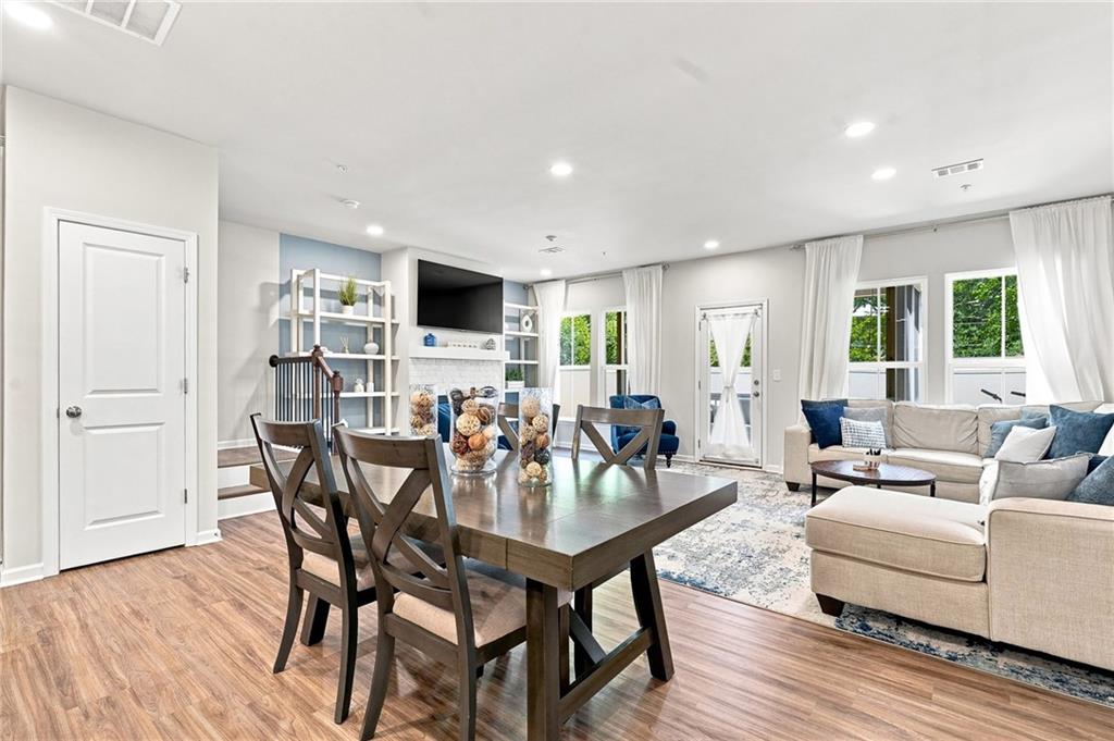604 Spadina Road