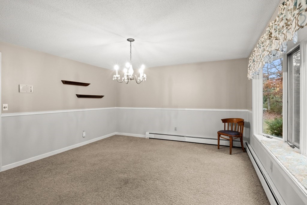 24 Surrey Ln