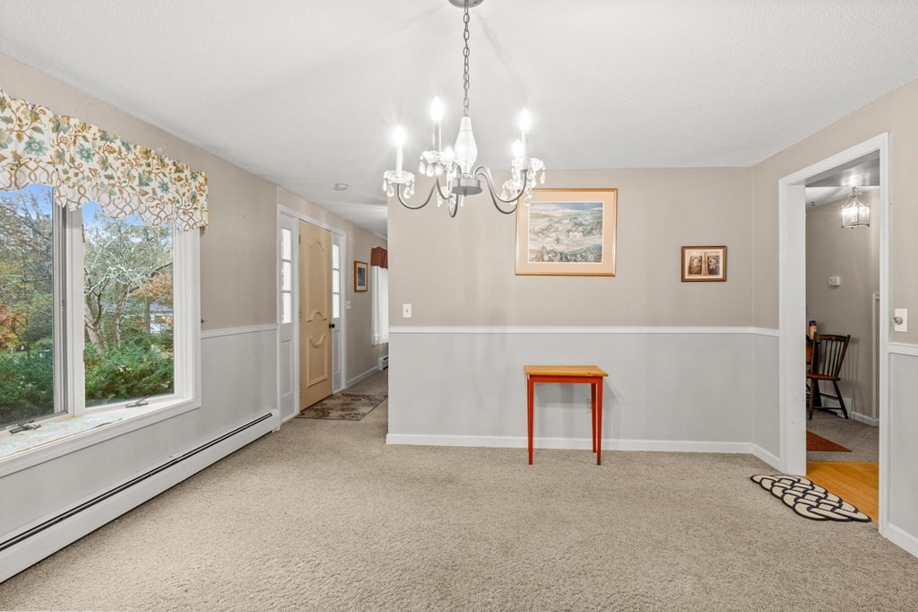 24 Surrey Ln