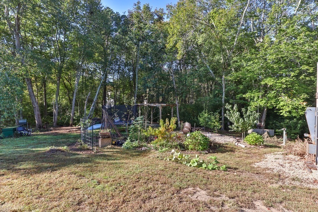 33 Jones Ln