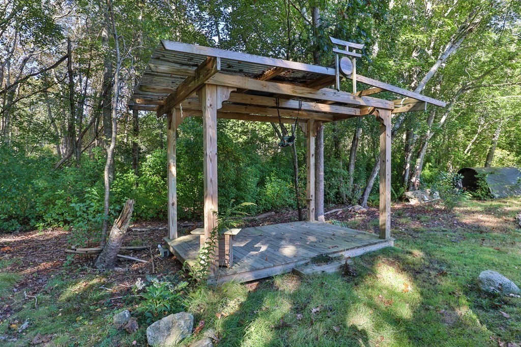 33 Jones Ln
