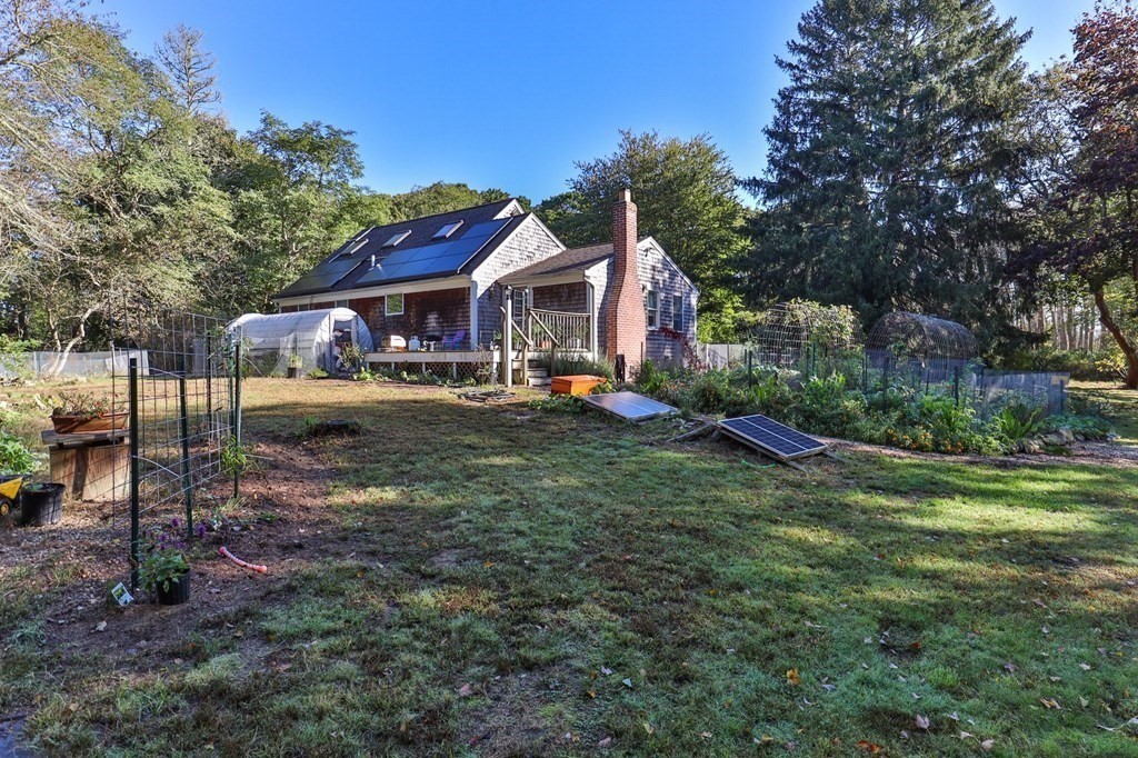 33 Jones Ln