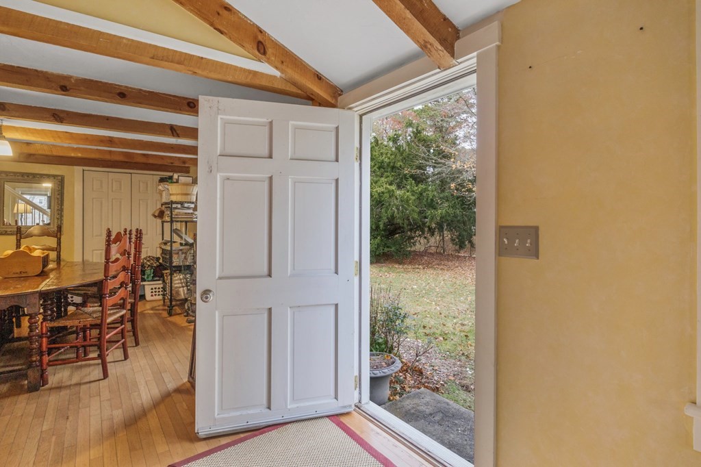 33 Jones Ln