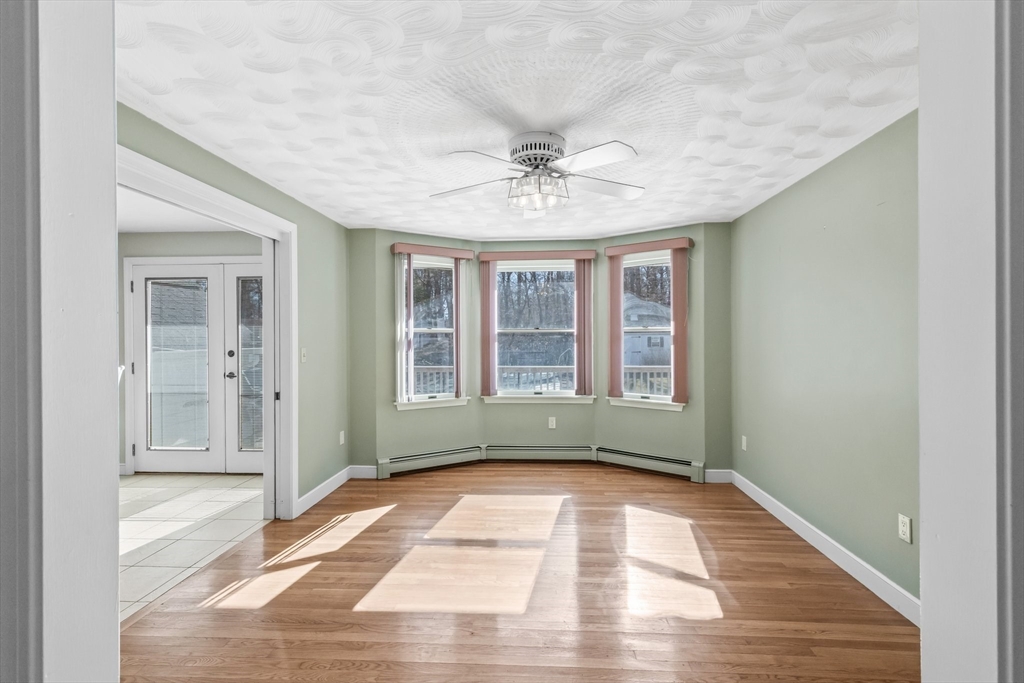 32 Clark Rd
