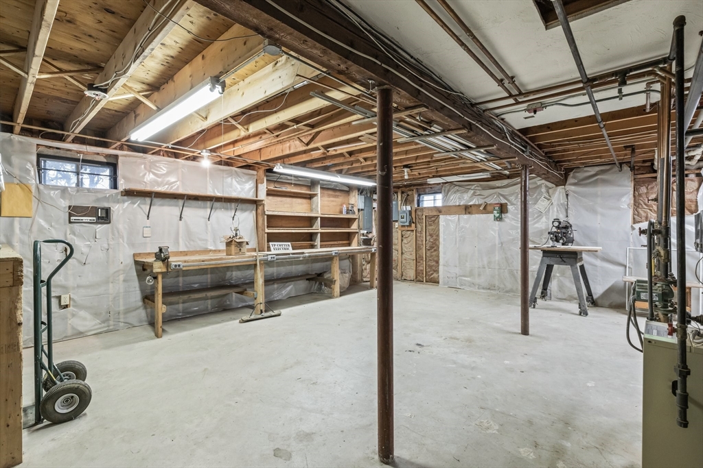 32 Clark Rd