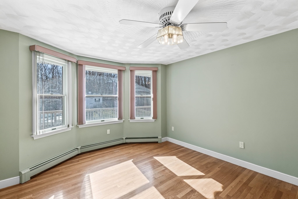 32 Clark Rd