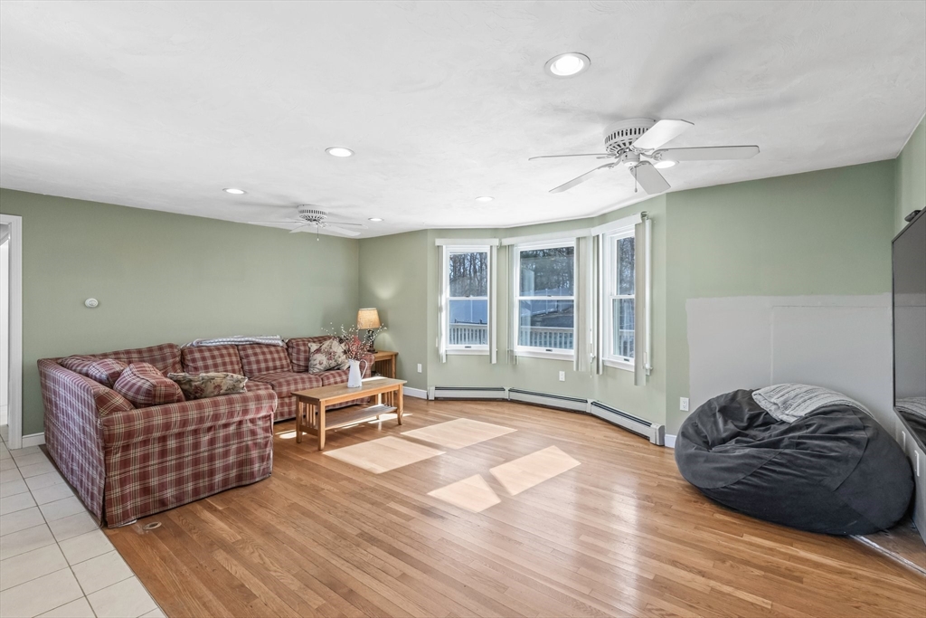 32 Clark Rd