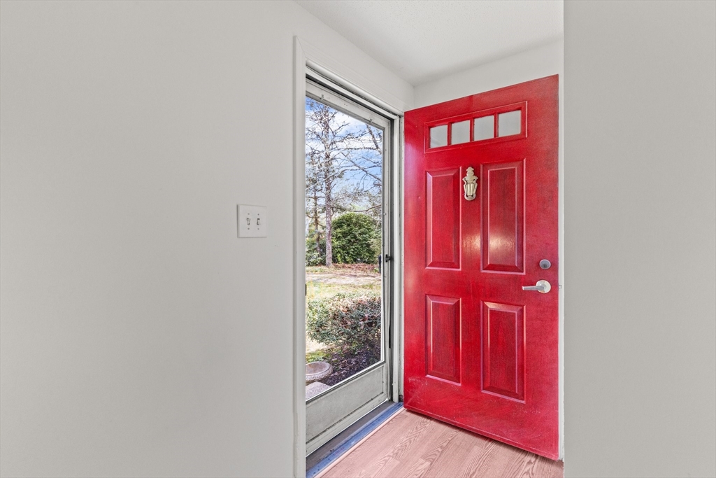 37 Willington Ave
