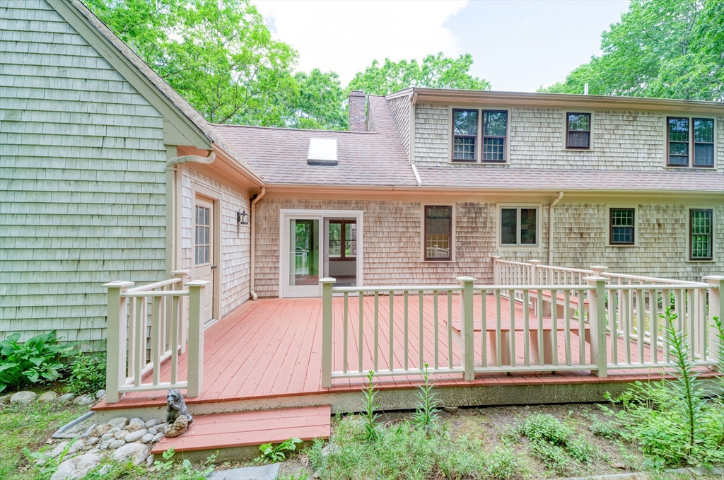 10 Little Acorn Ln