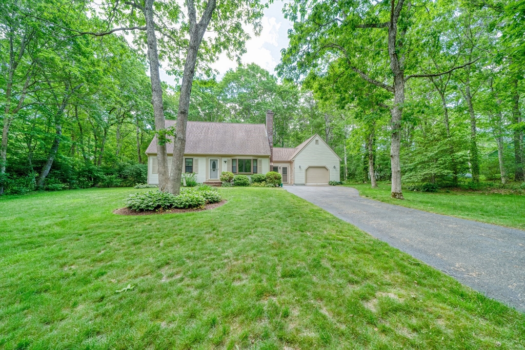 10 Little Acorn Ln