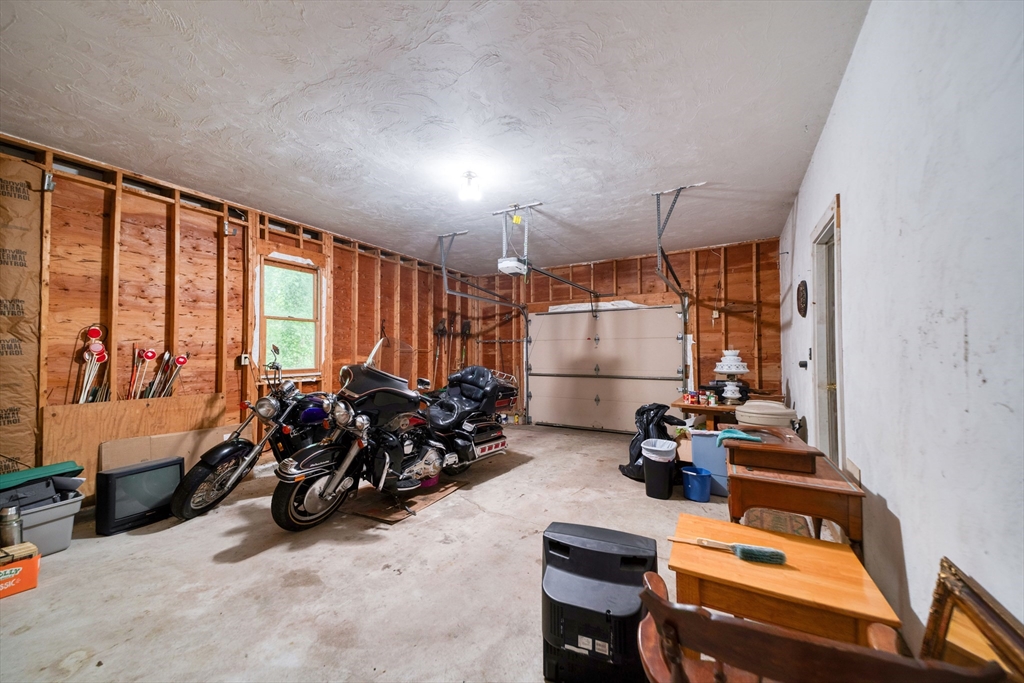 10 Little Acorn Ln