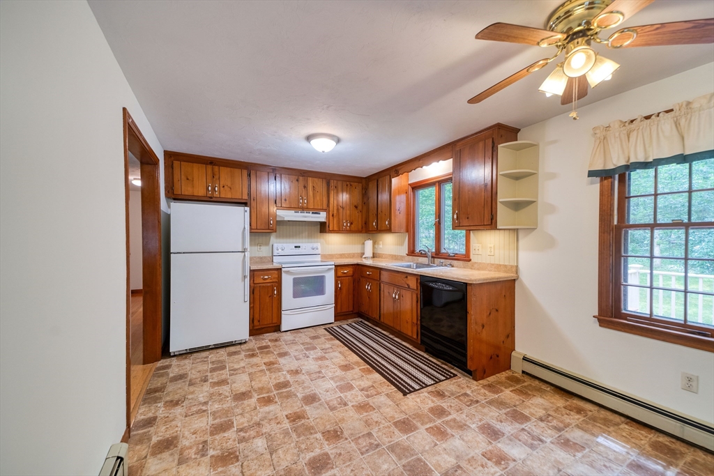 10 Little Acorn Ln
