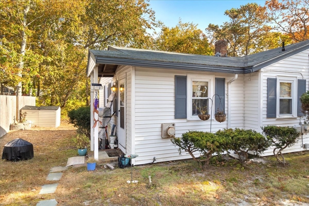 28-30 Lake Rd E