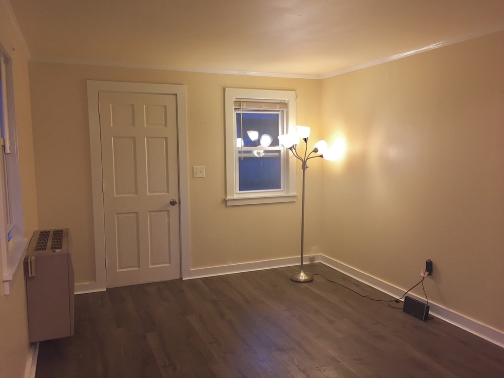 28-30 Lake Rd E