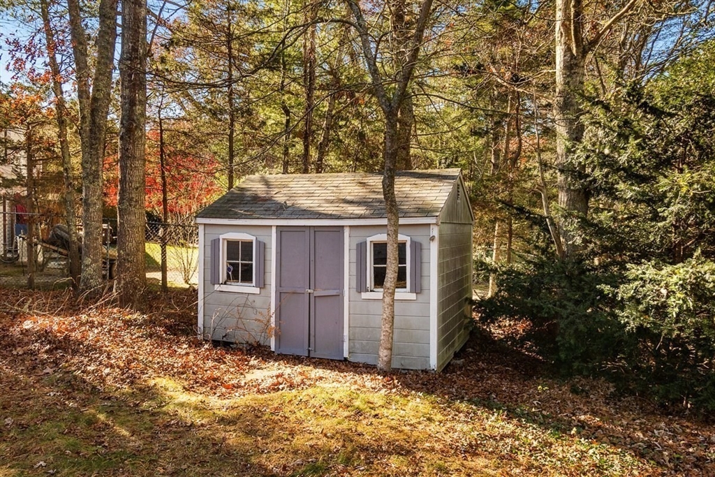 27 Lietrim Cir