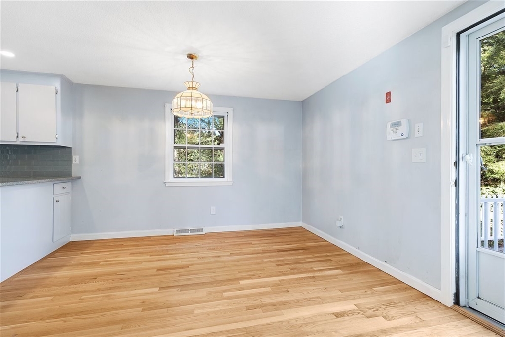 27 Lietrim Cir