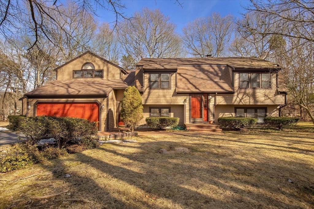 66 Holly Ridge Dr