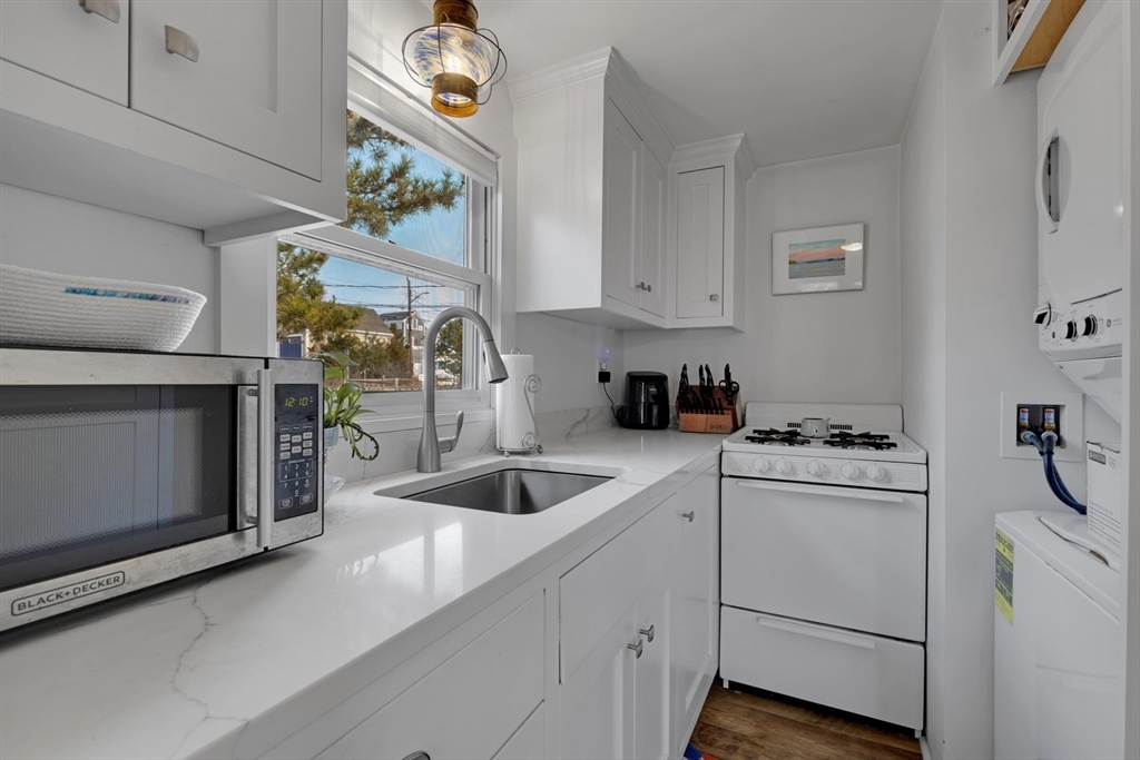 174 N Shore Blvd # 1