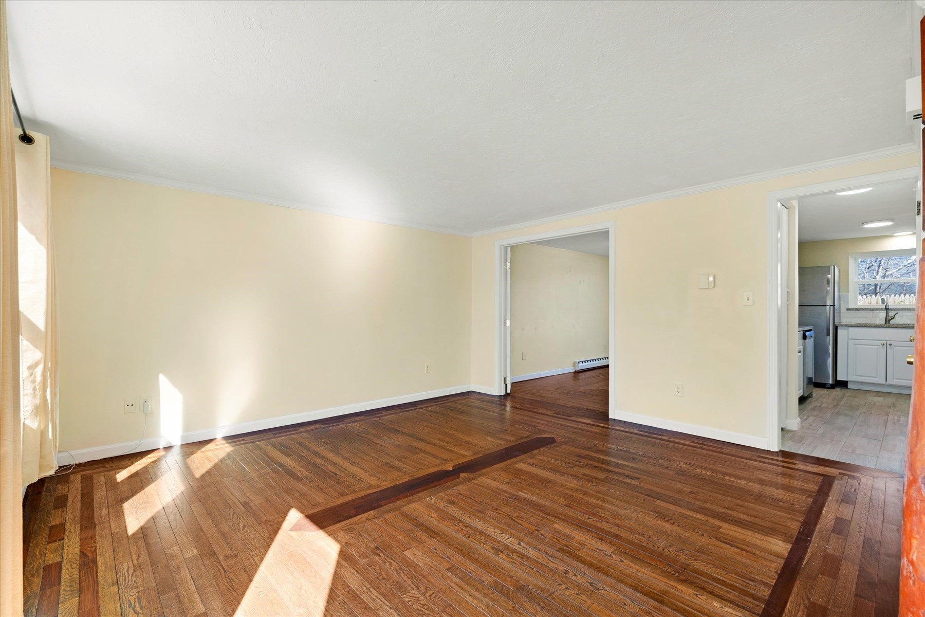 405 Village Dr # 405