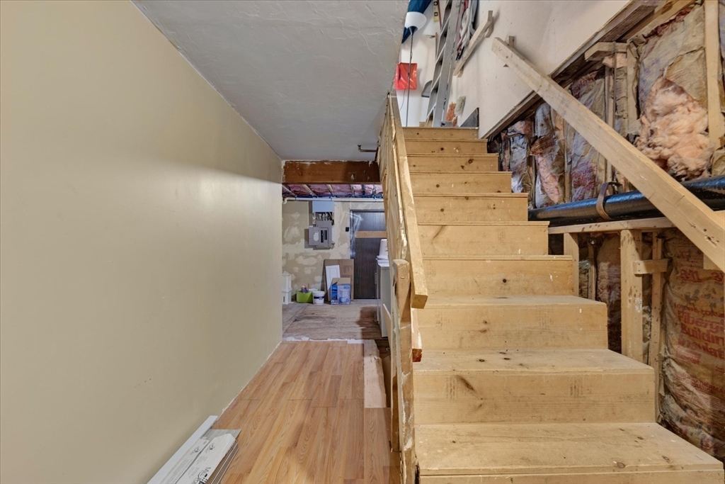 405 Village Dr # 405