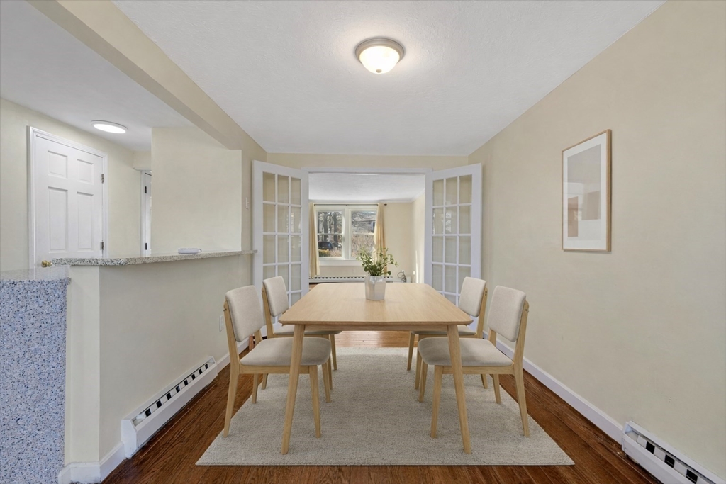 405 Village Dr # 405