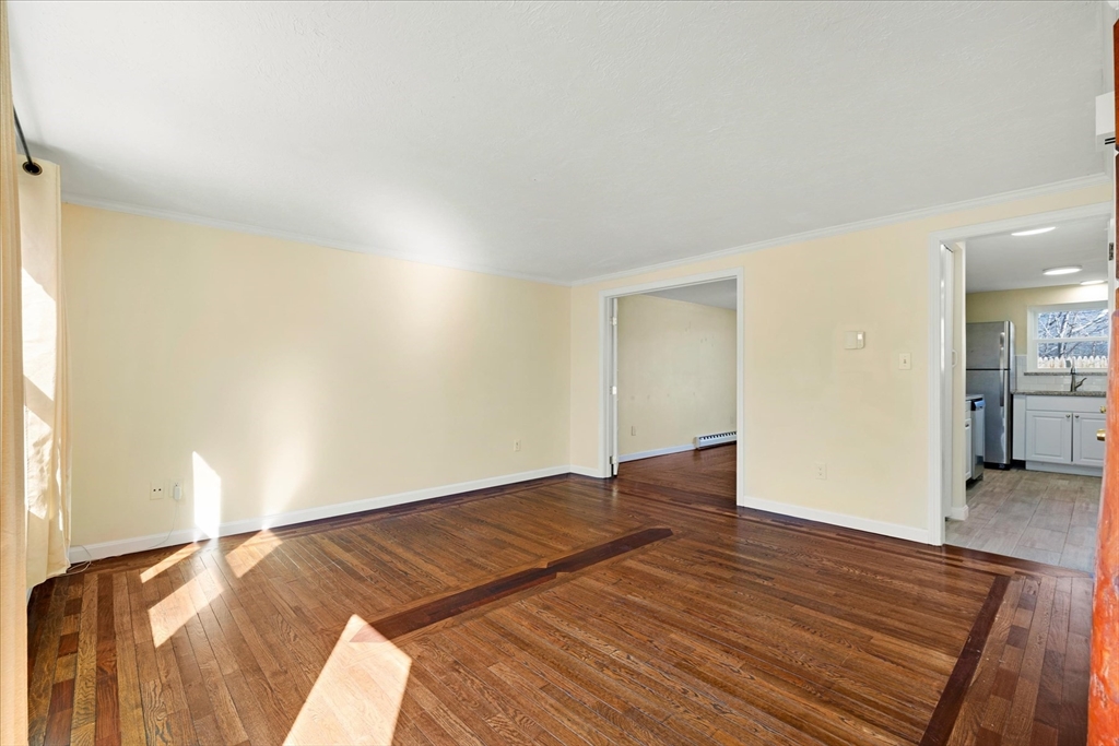 405 Village Dr # 405