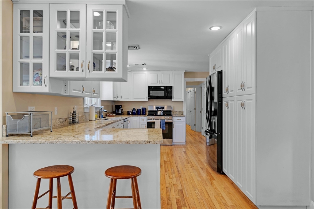 1820 Santuit Newtown Rd