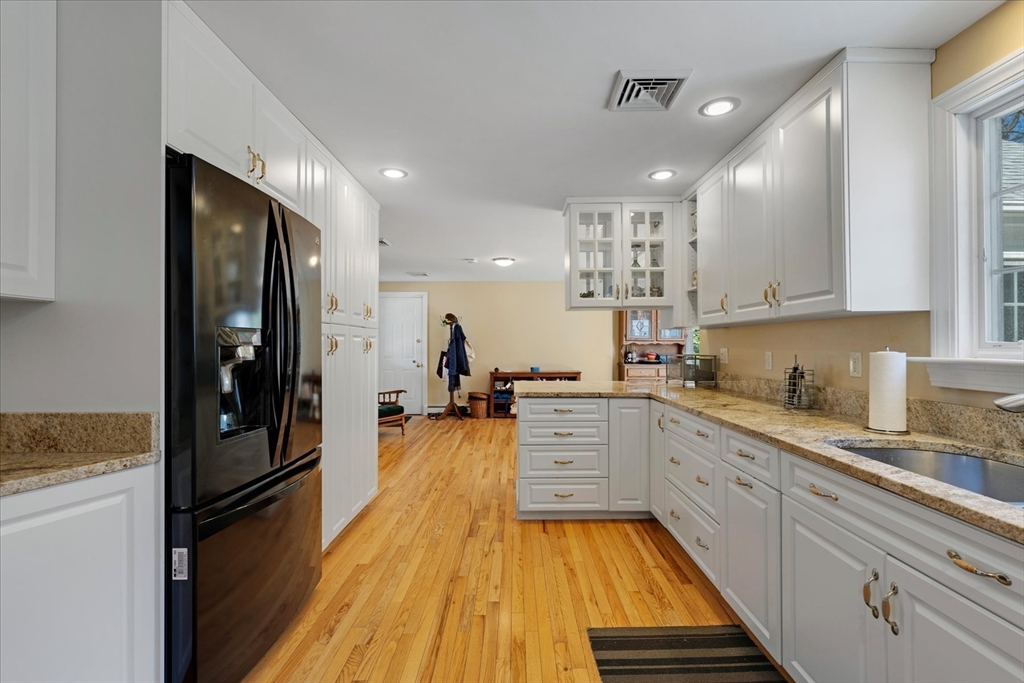 1820 Santuit Newtown Rd