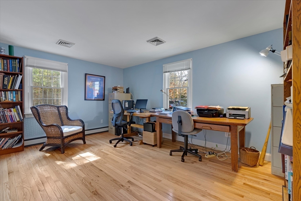 1820 Santuit Newtown Rd