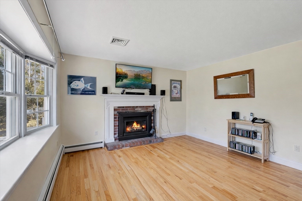 1820 Santuit Newtown Rd