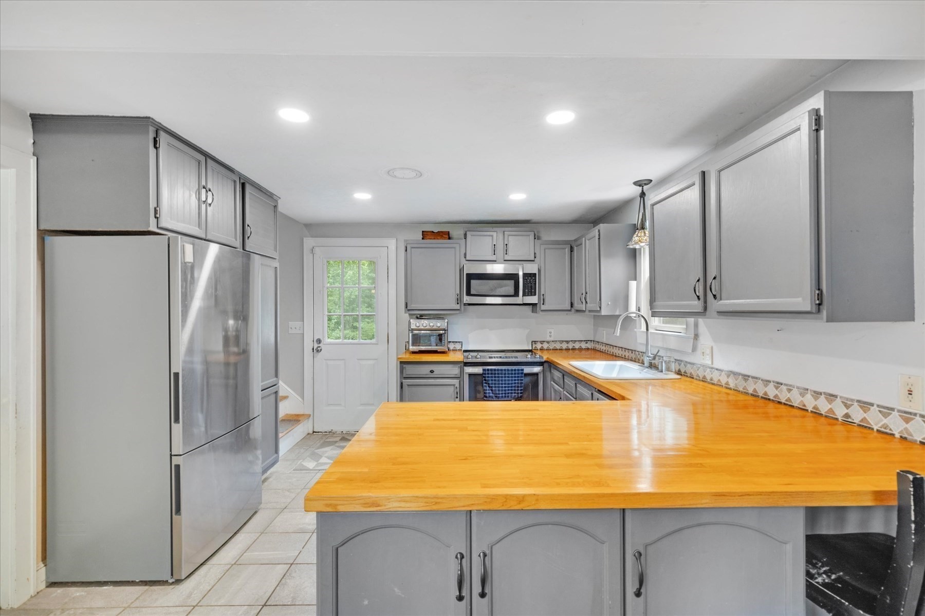 103 John Ewer Rd