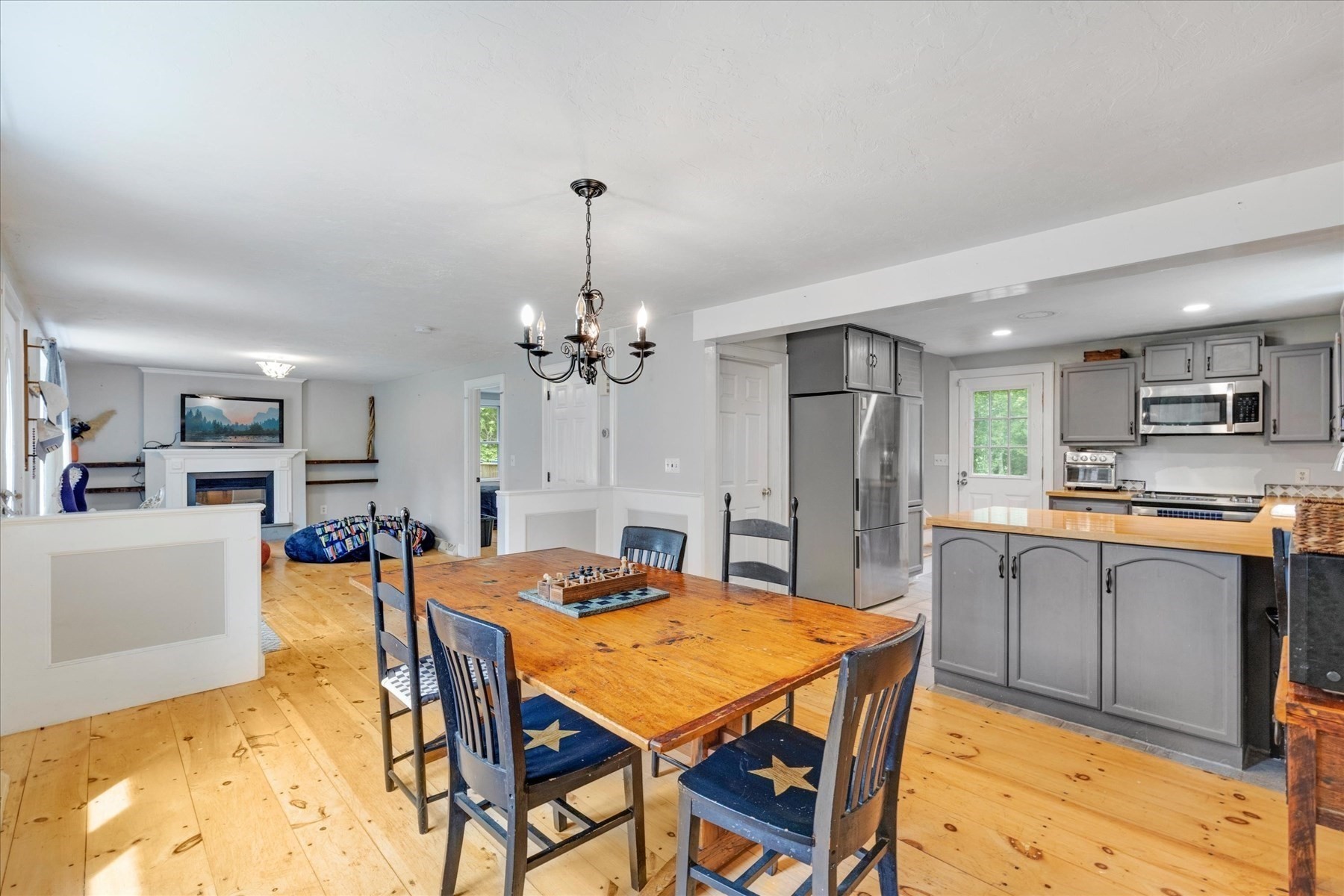 103 John Ewer Rd