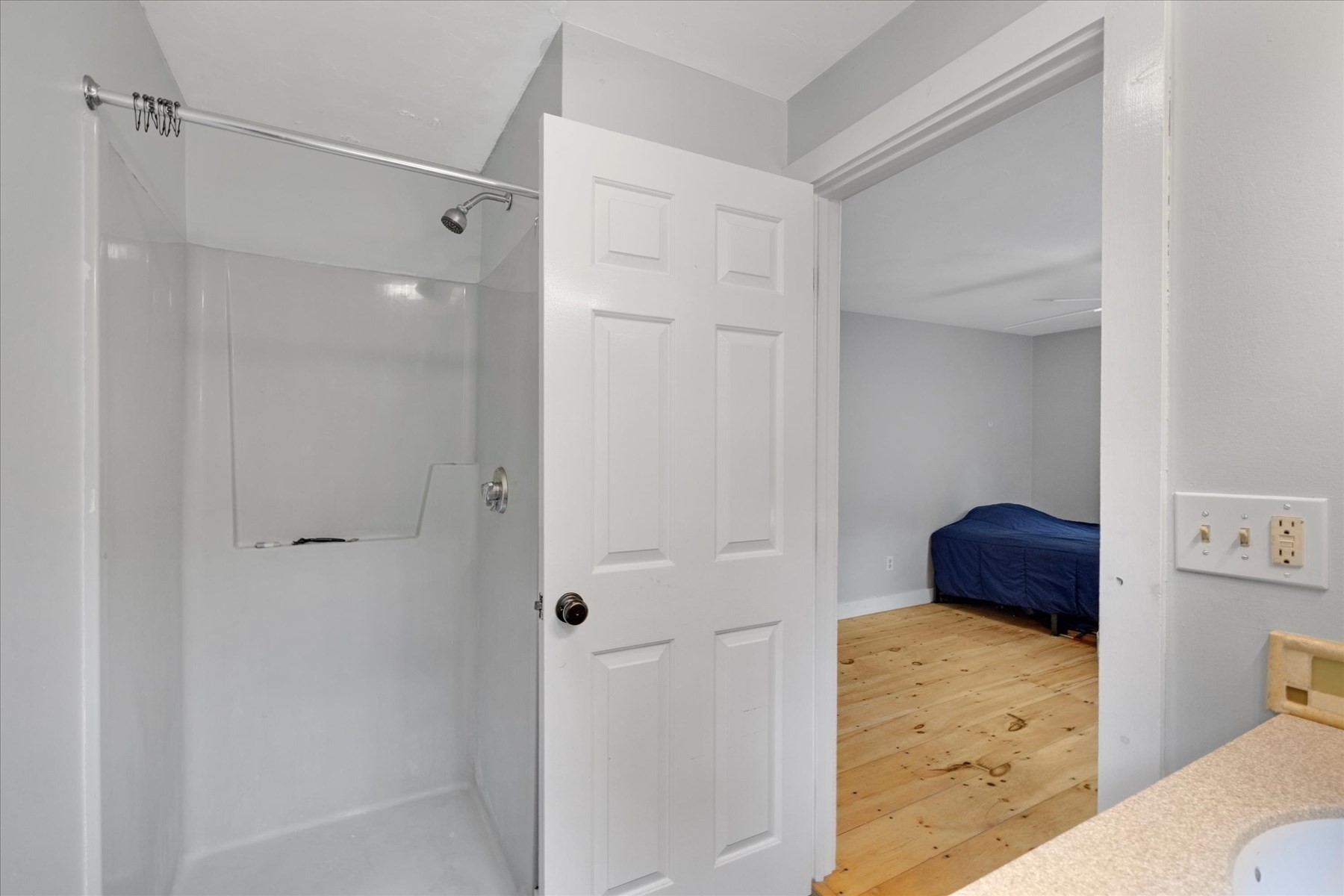 103 John Ewer Rd