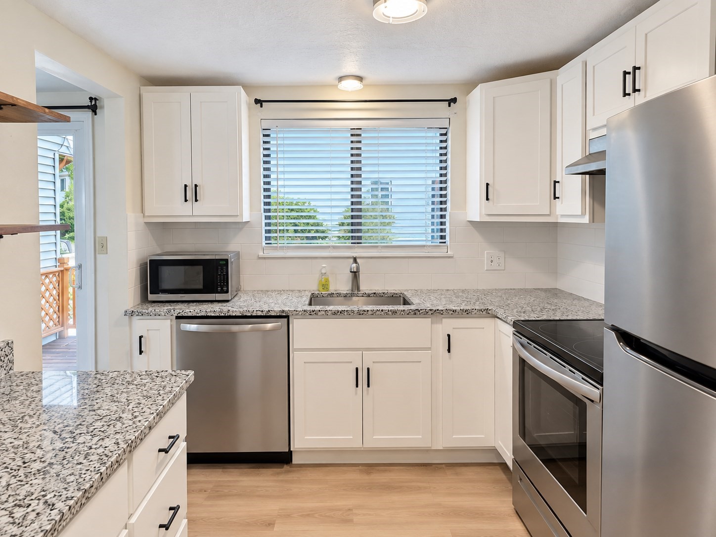 104 Village Dr # 104