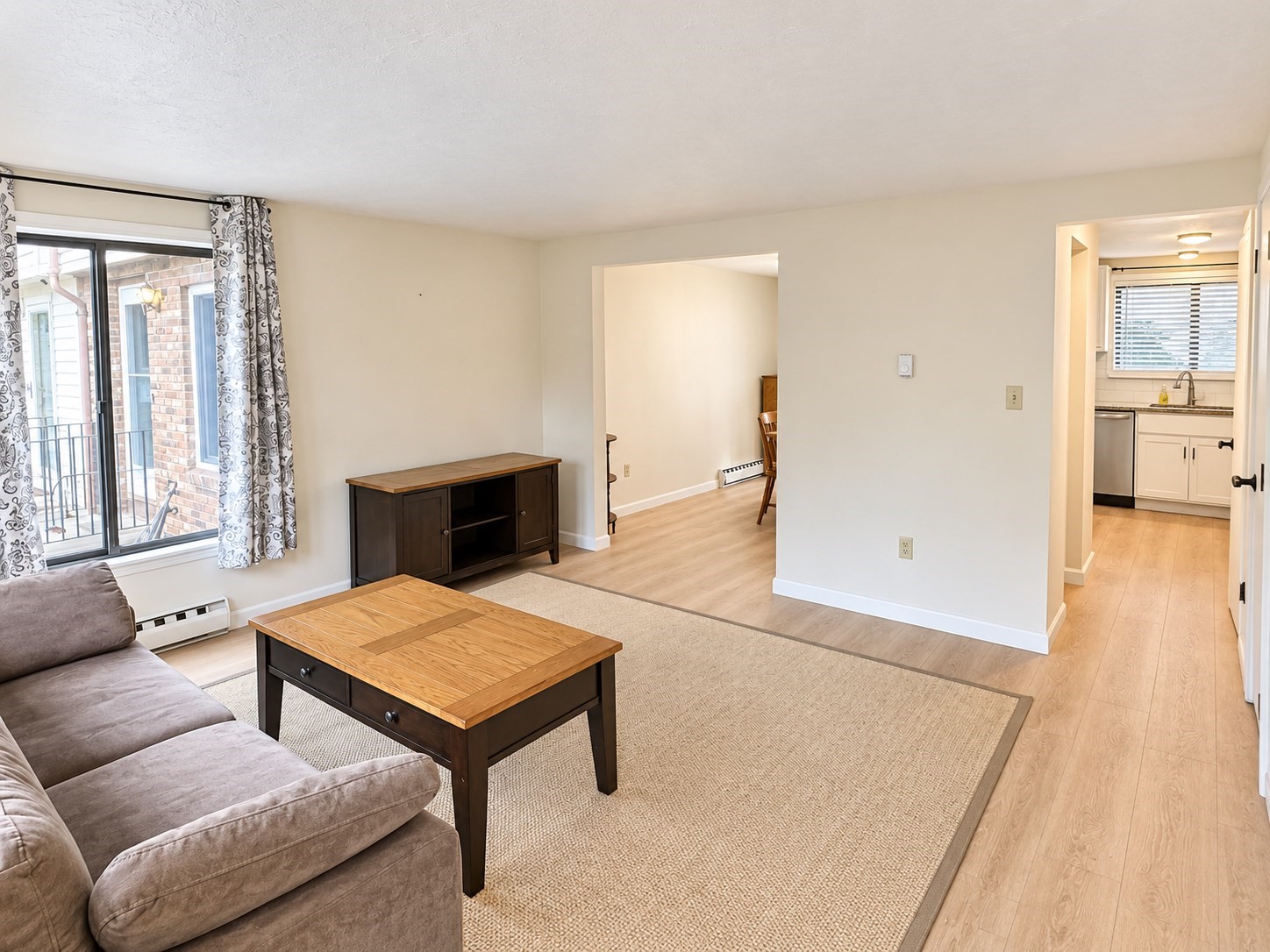 104 Village Dr # 104
