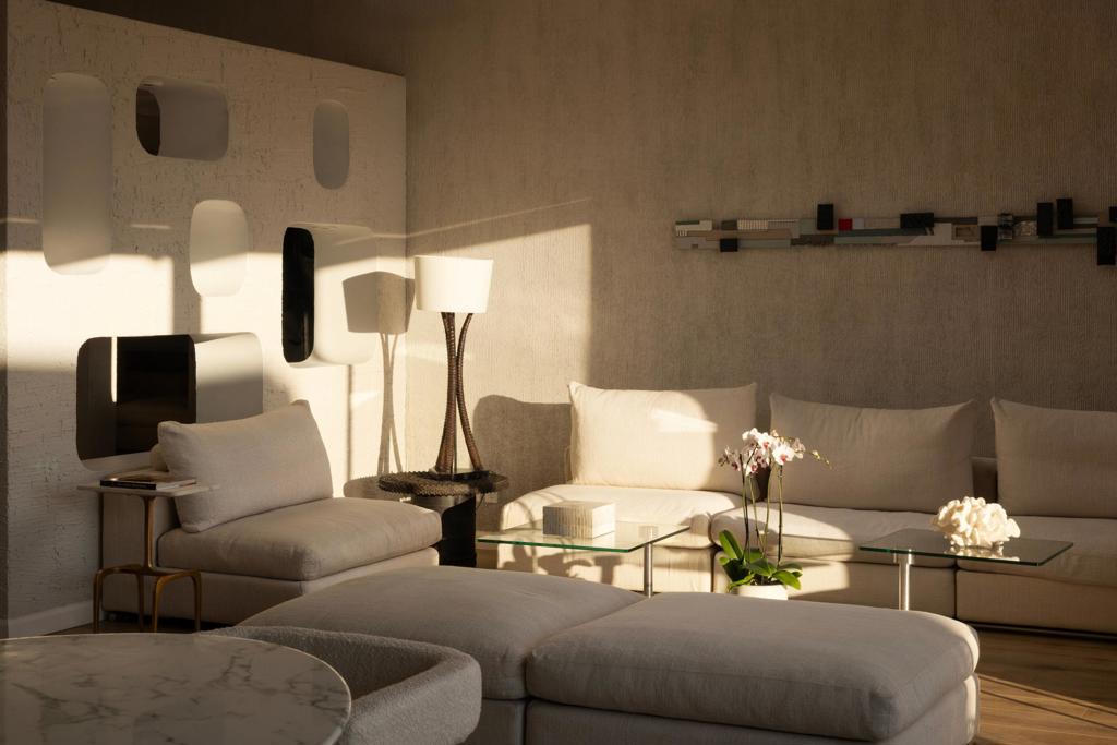 1405 Tamarisk West Street