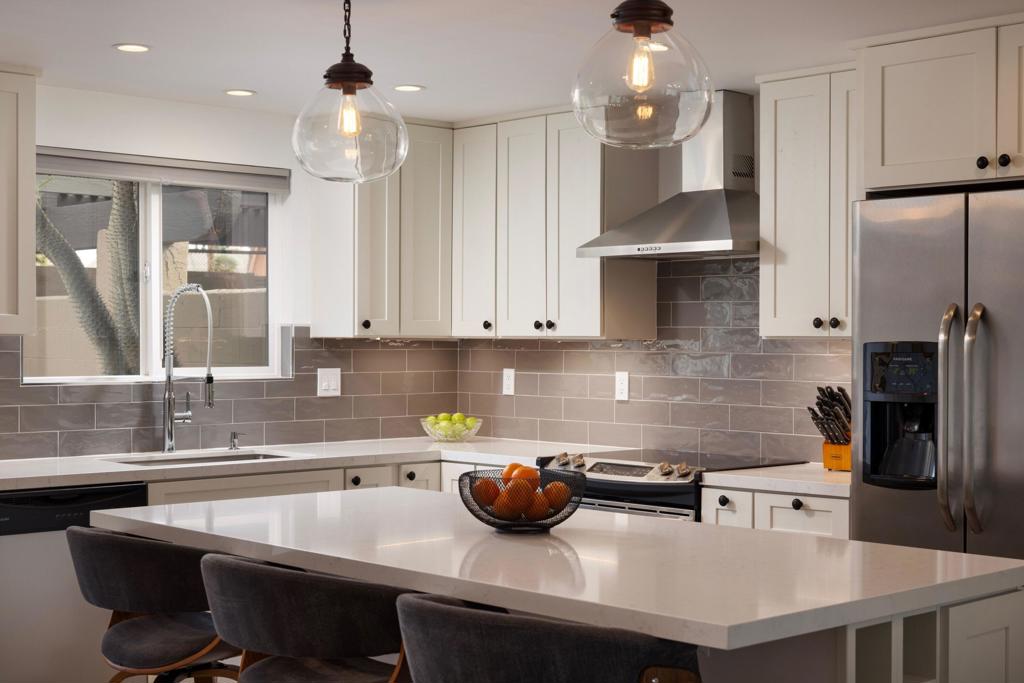 49165 Washington Street