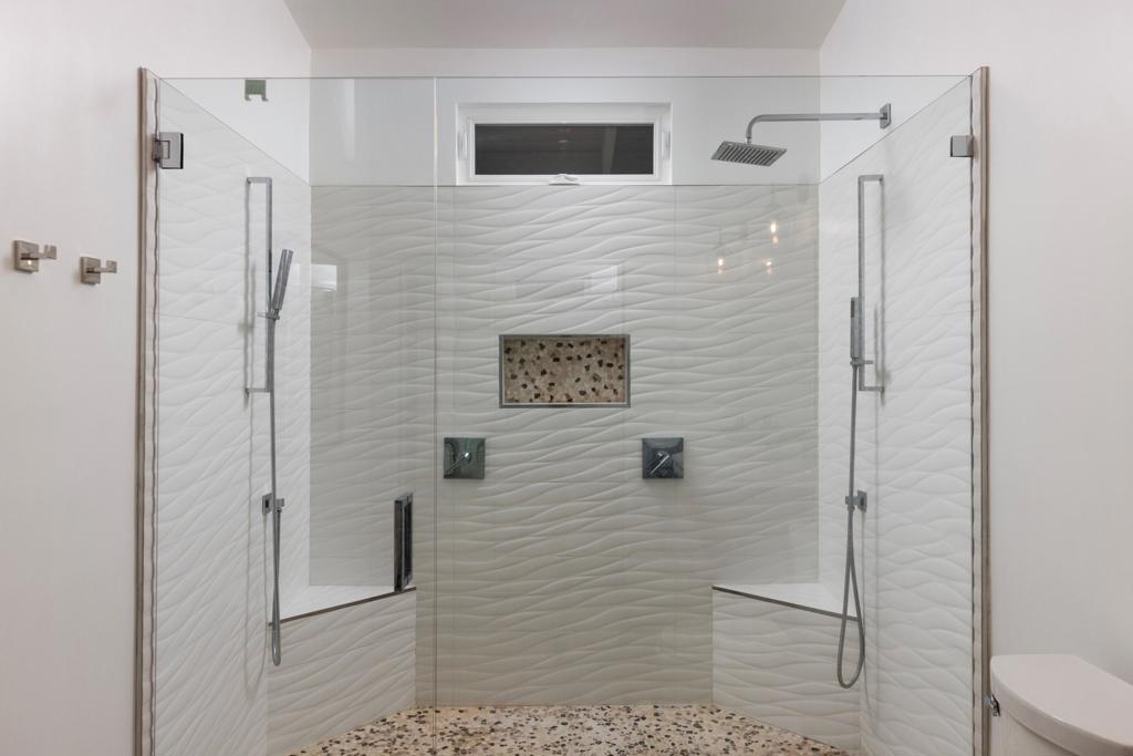 49165 Washington Street