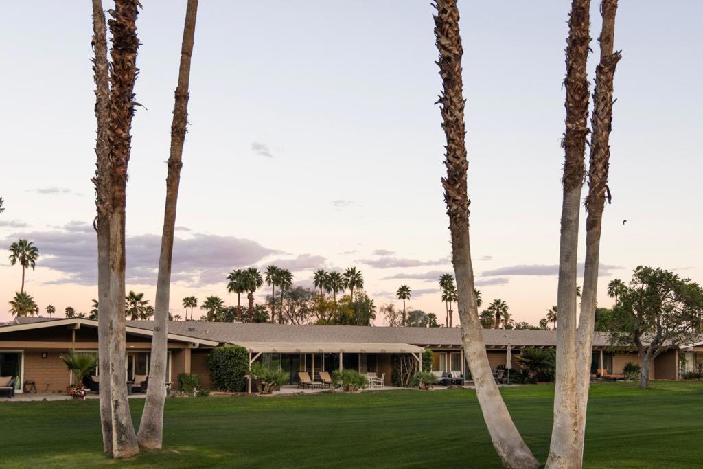 49165 Washington Street