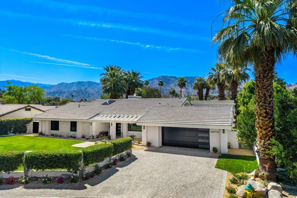 48721 San Vicente Street