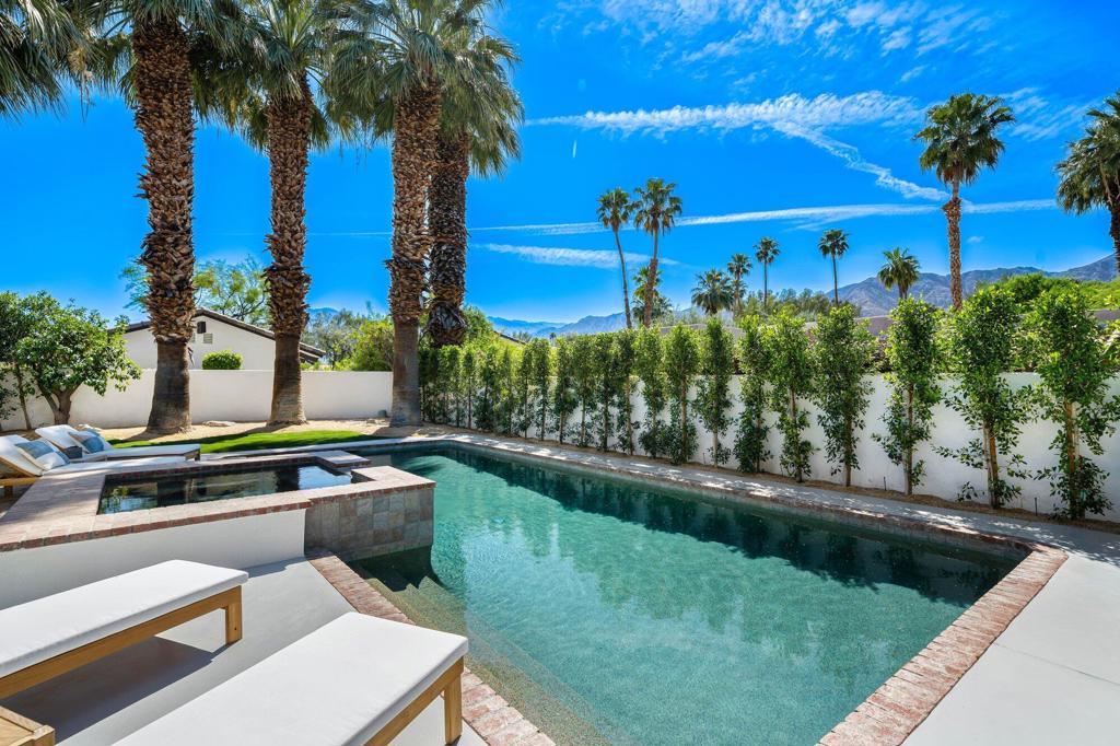 48721 San Vicente Street