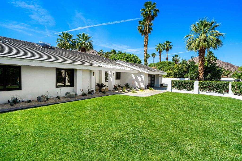 48721 San Vicente Street