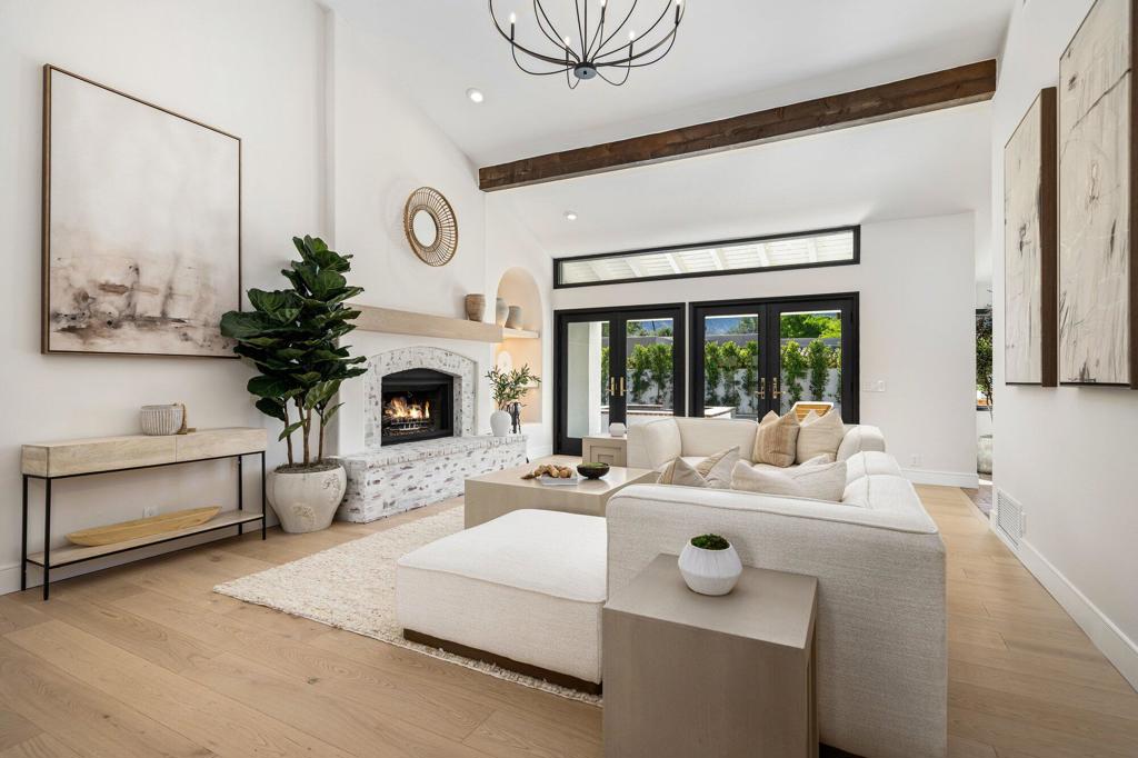 48721 San Vicente Street