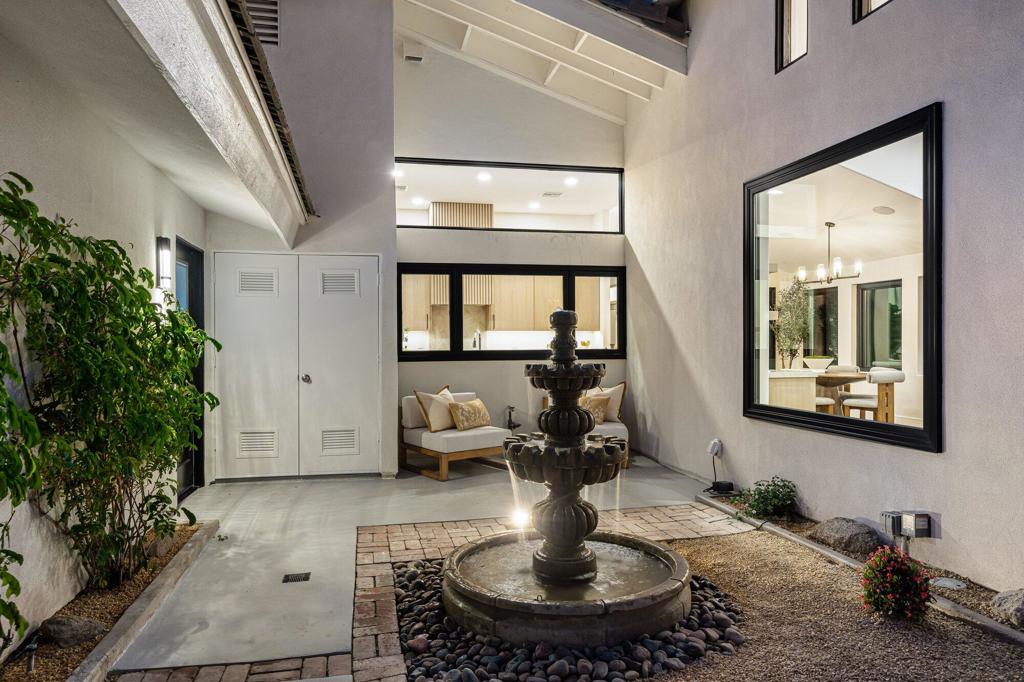 48721 San Vicente Street