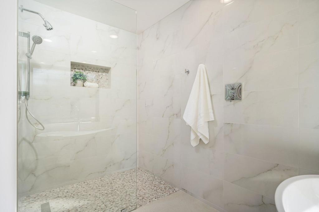 48721 San Vicente Street