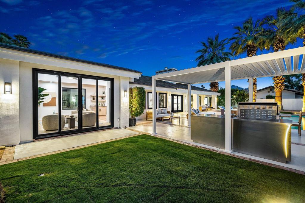 48721 San Vicente Street