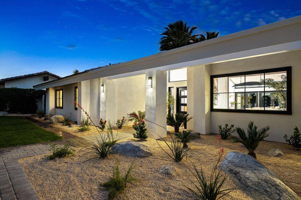 48721 San Vicente Street