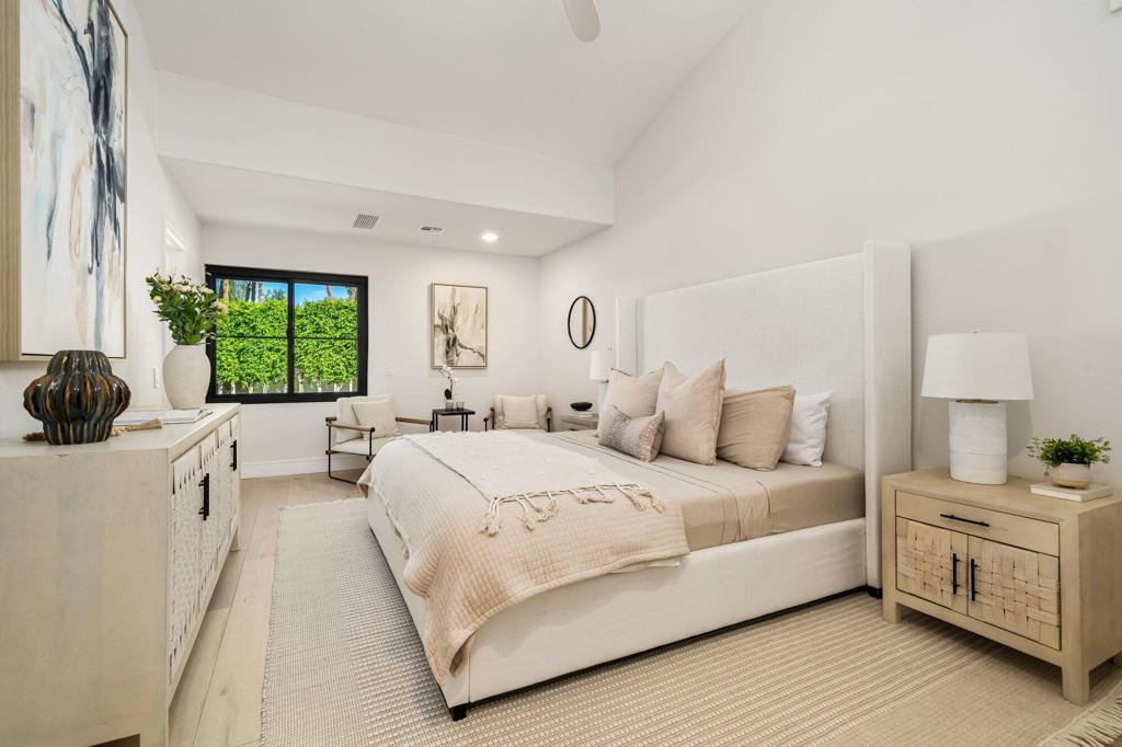 48721 San Vicente Street