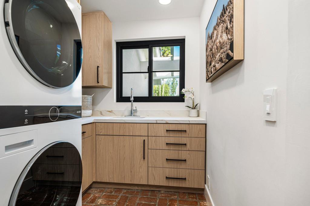 48721 San Vicente Street